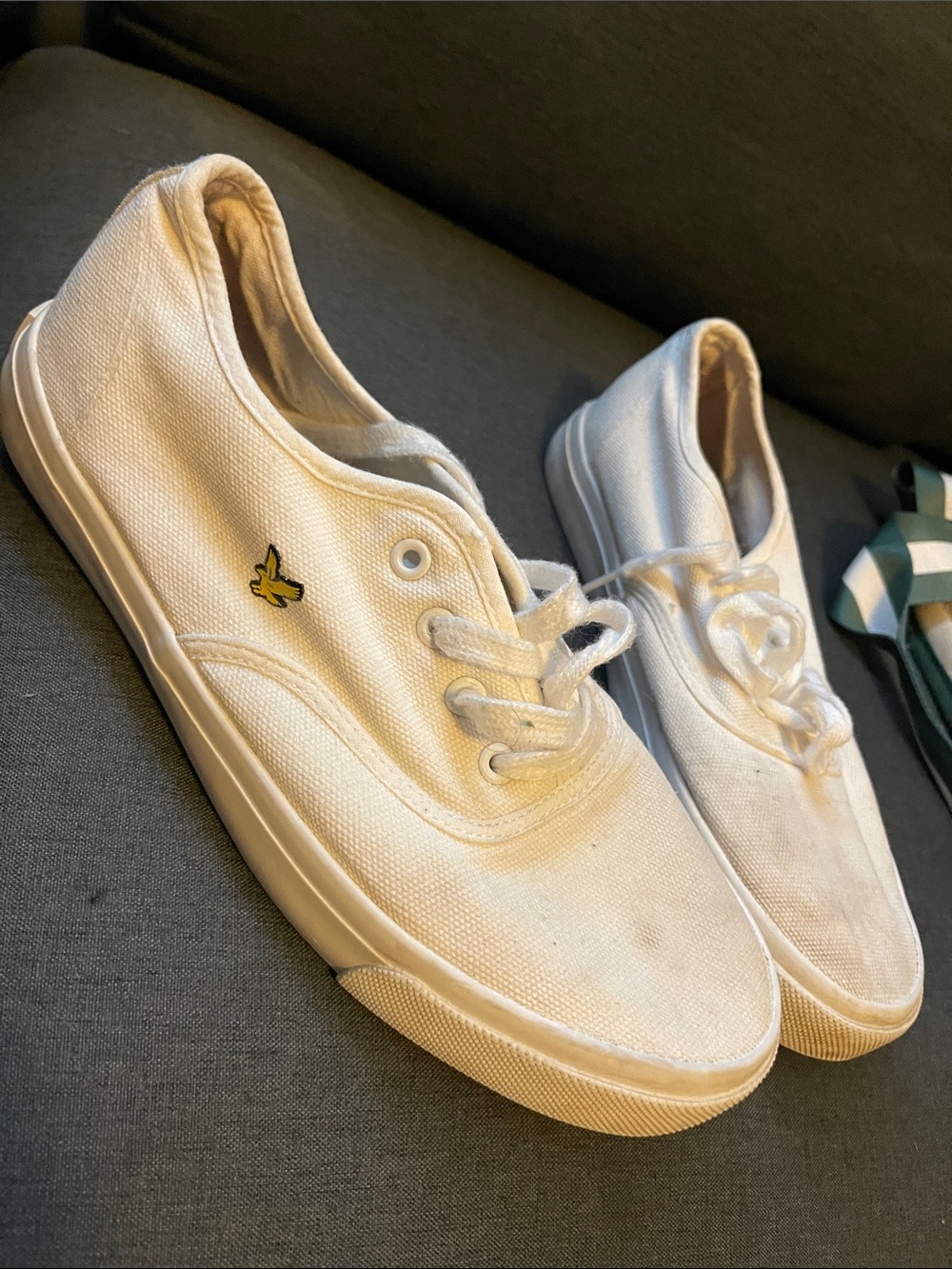 Lyle & Scott White Canvas Low-Top Athletic Sneakers with Yellow Logo